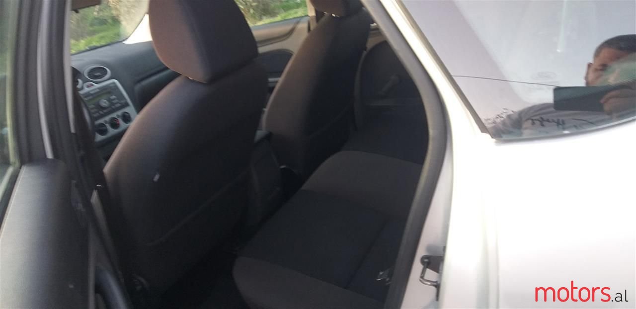 2006' Ford Focus photo #6