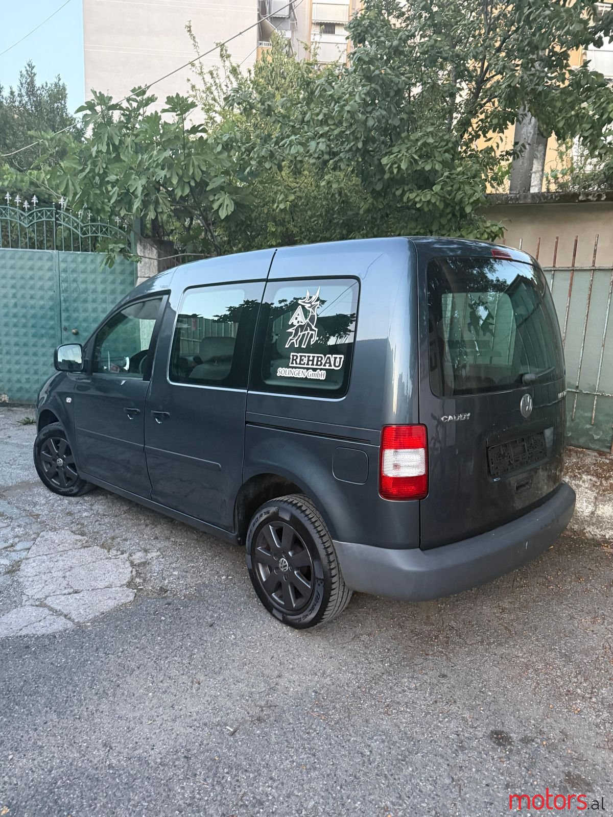 2006' Volkswagen Caddy photo #2