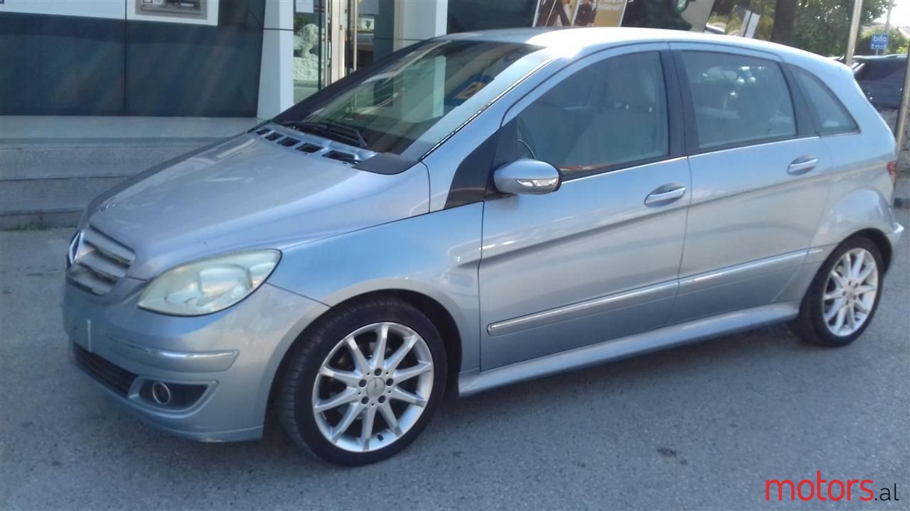 2006' Mercedes-Benz B 200 photo #1