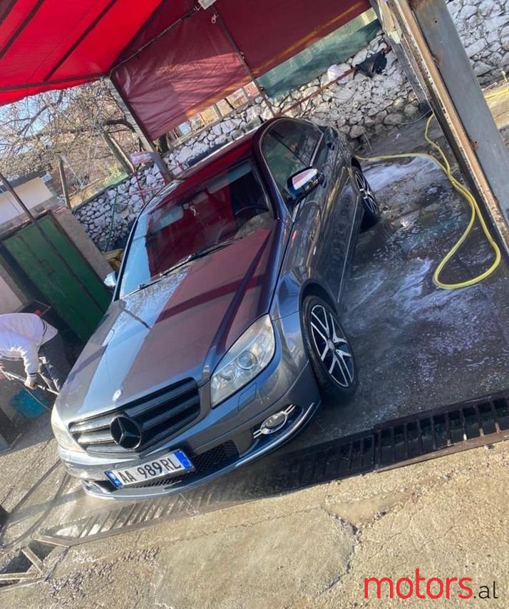 2009' Mercedes-Benz C 300 photo #1