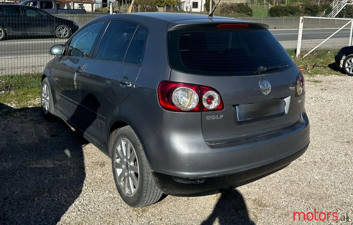 2006' Volkswagen Golf photo #4