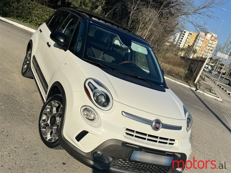 2014' Fiat 500L photo #4