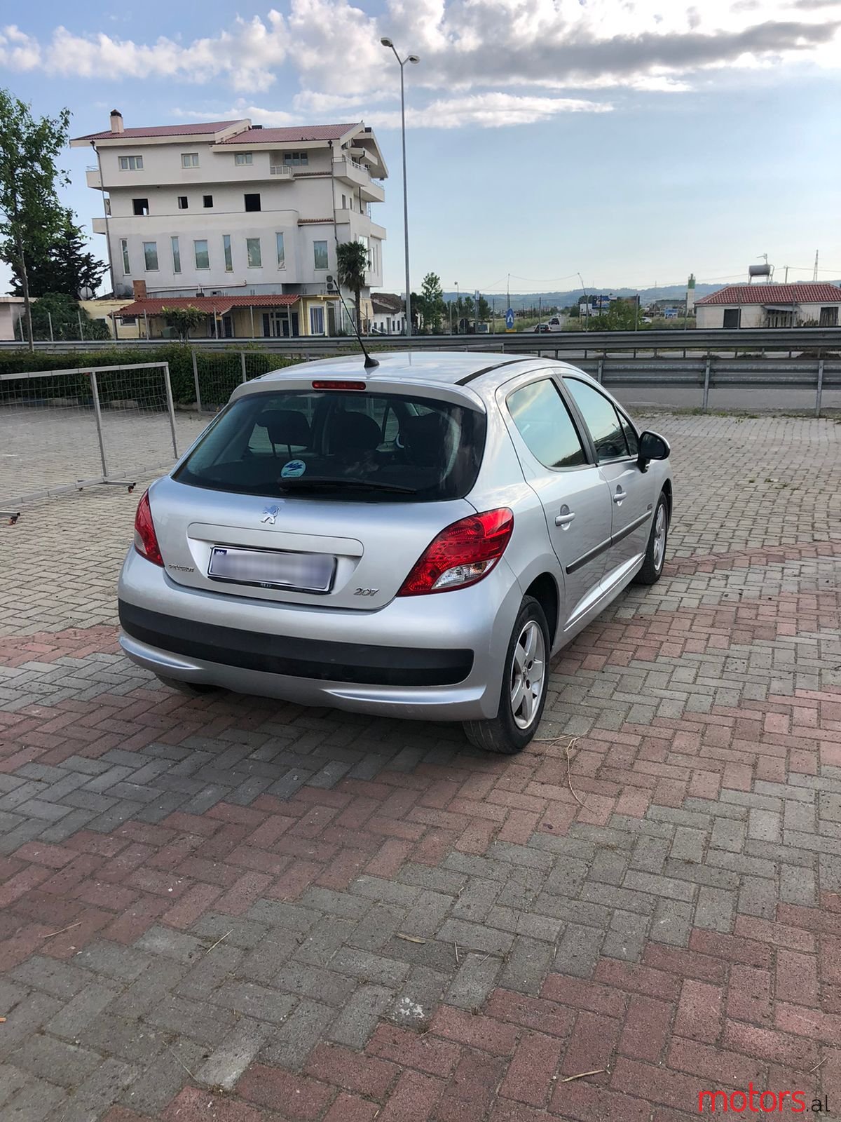 2009' Peugeot 207 photo #6