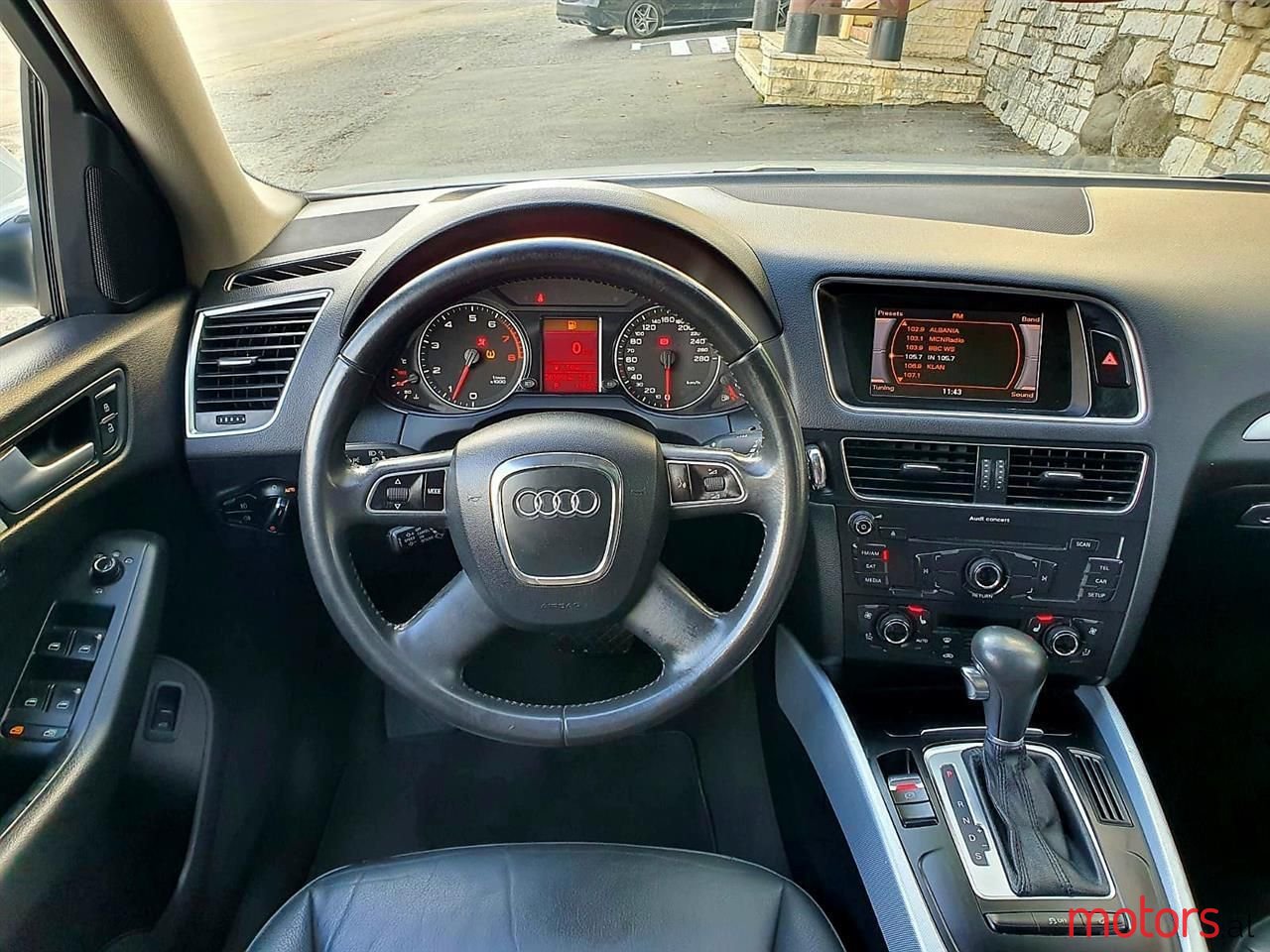 2013' Audi Q5 photo #5