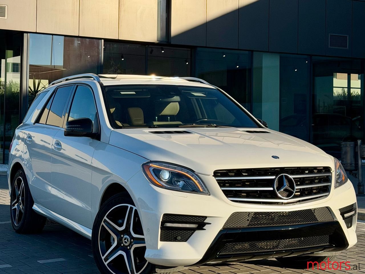 2012' Mercedes-Benz ML 350 photo #2