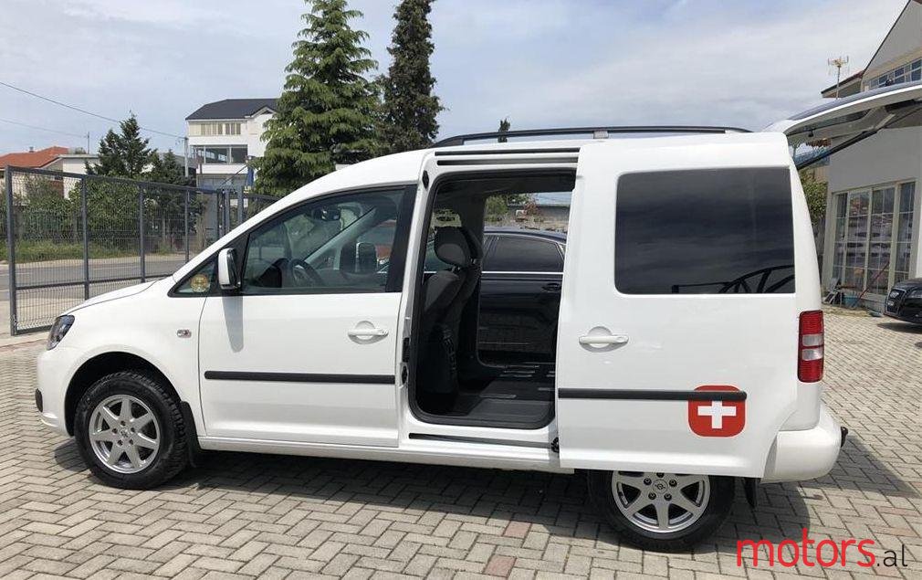 2012' Volkswagen Caddy photo #1