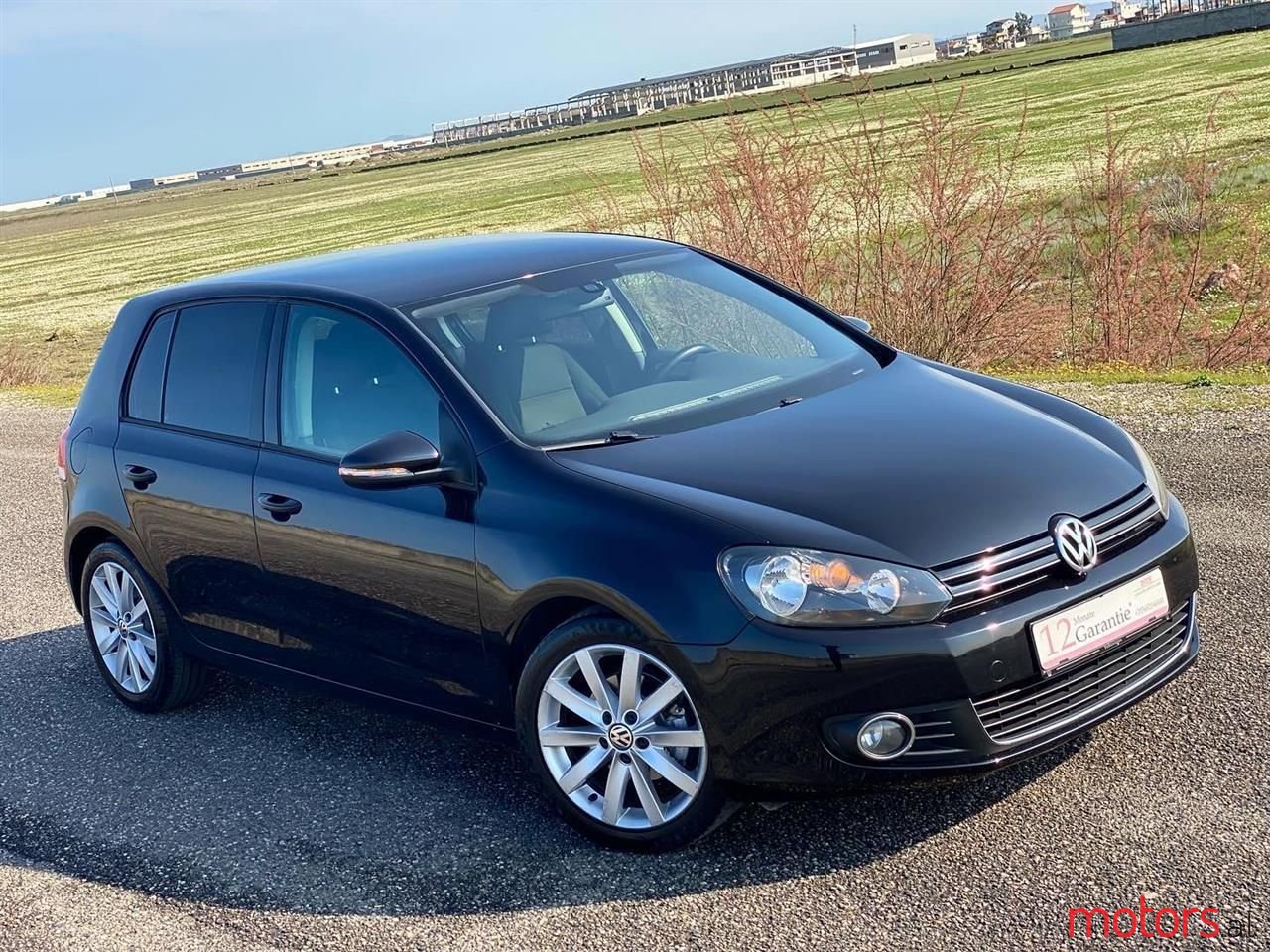 2012' Volkswagen Golf photo #1