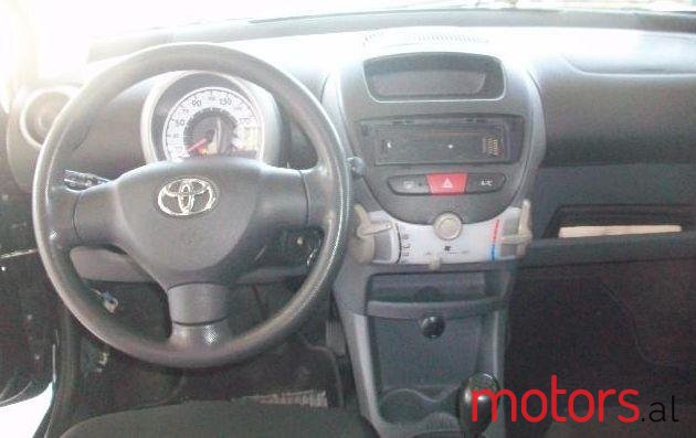 2007' Toyota Aygo photo #1