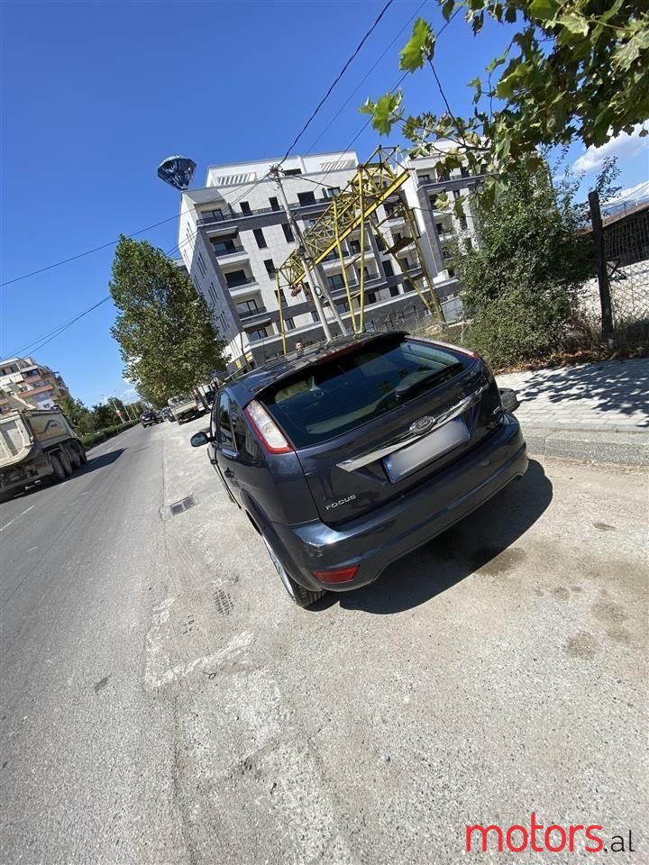 2008' Ford Focus photo #4