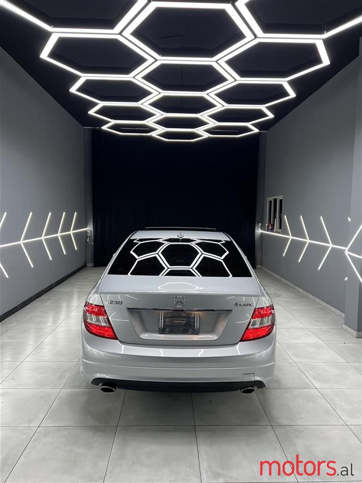 2009' Mercedes-Benz C 230 photo #2