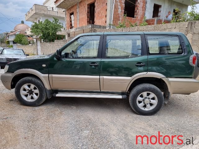 2001' Nissan Terrano photo #3