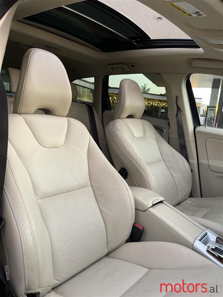 2010' Volvo Xc 60 photo #4