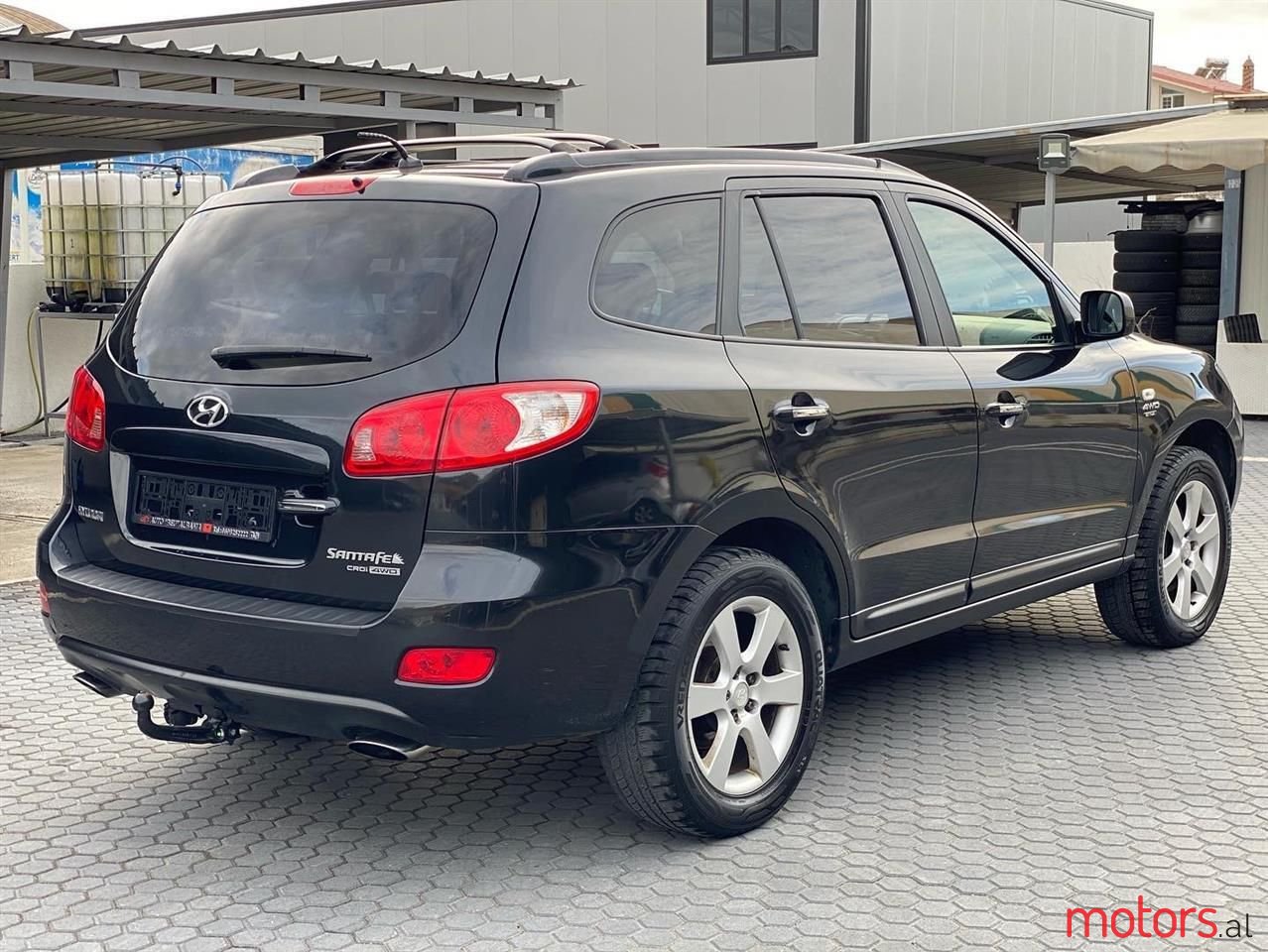 2008' Hyundai Santa Fe photo #3