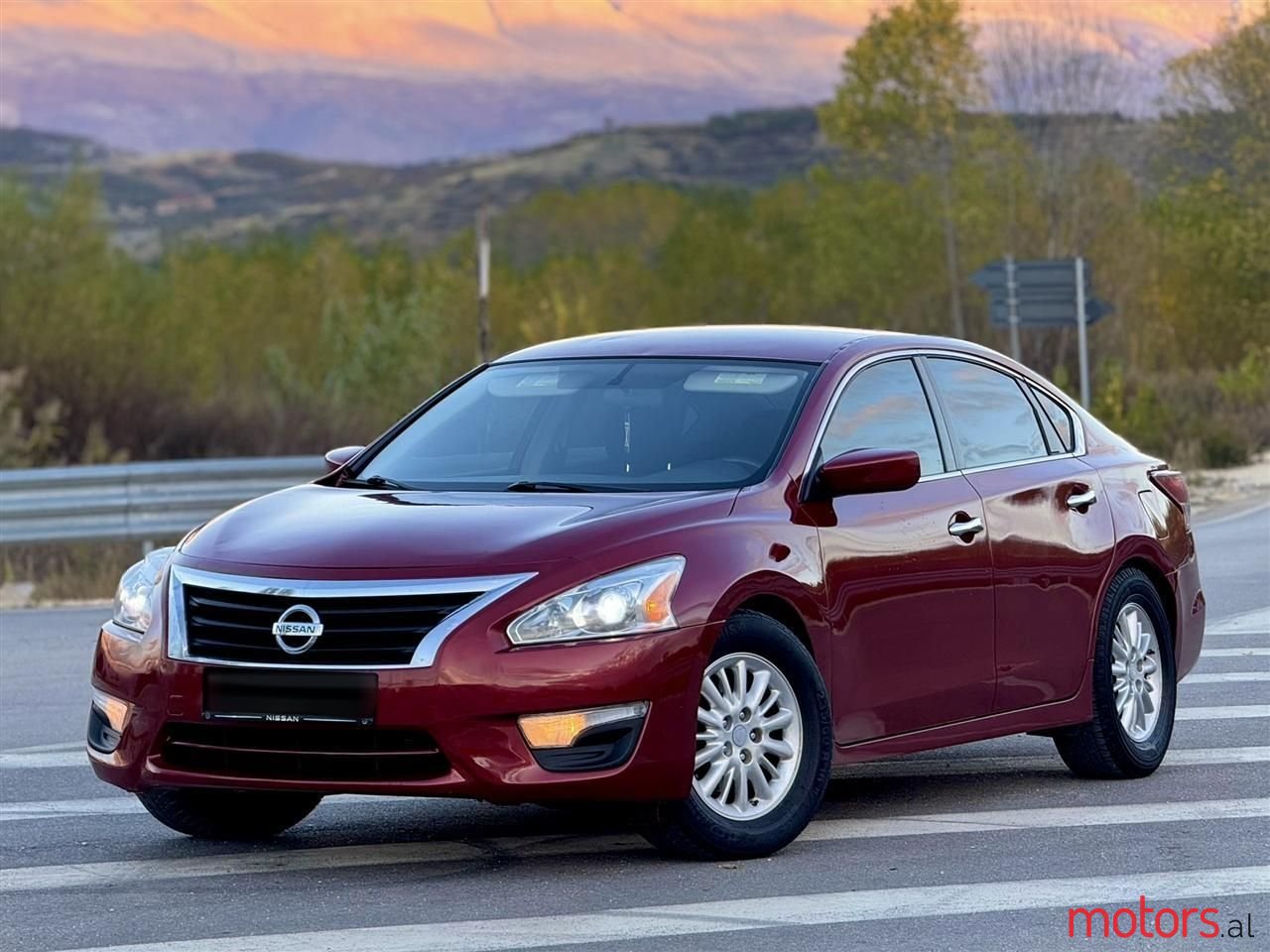 2013' Nissan Altima photo #1