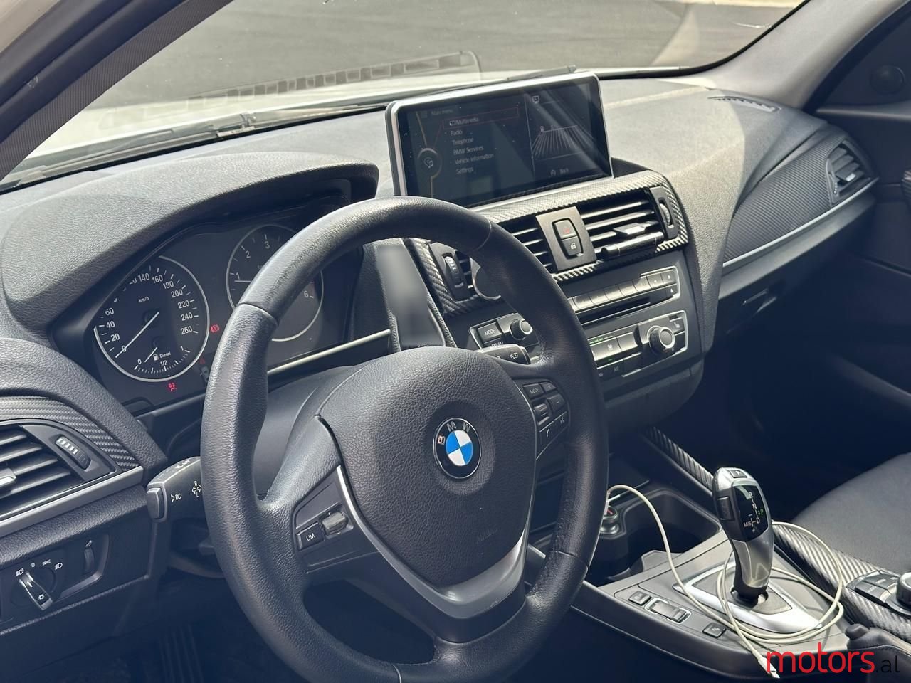 2014' BMW 118 photo #4