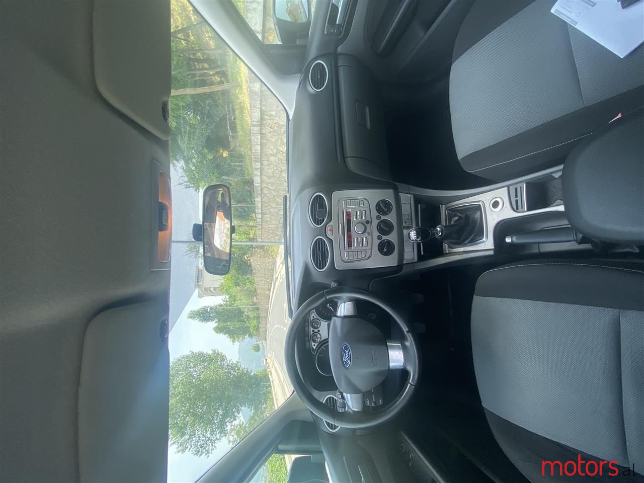 2008' Ford Focus photo #5