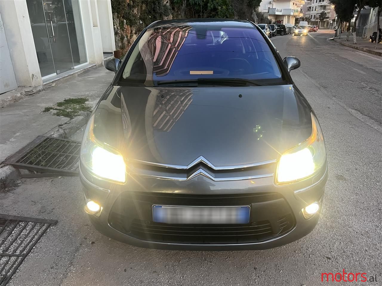 2009' Citroen C4 photo #3