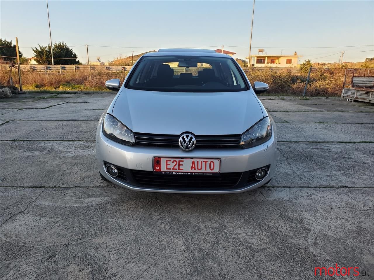 2012' Volkswagen Golf photo #1