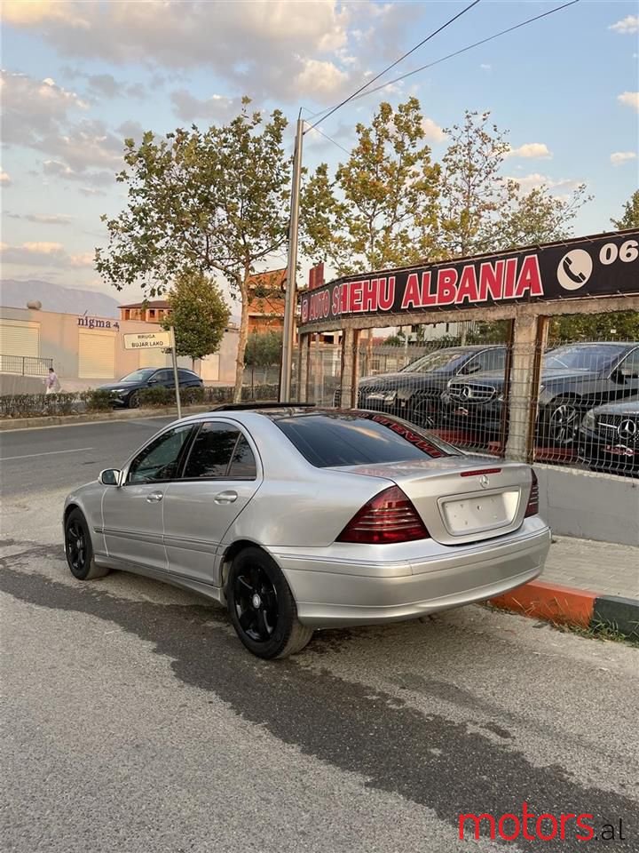 2001' Mercedes-Benz C 240 photo #3