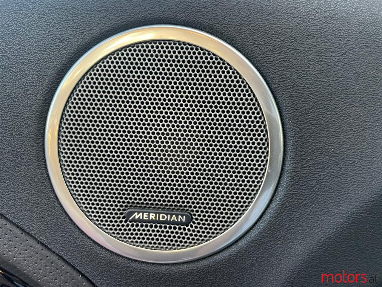 2012' Land Rover Range Rover Evoque photo #4