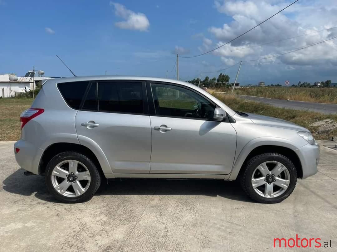 2010' Toyota RAV4 photo #1