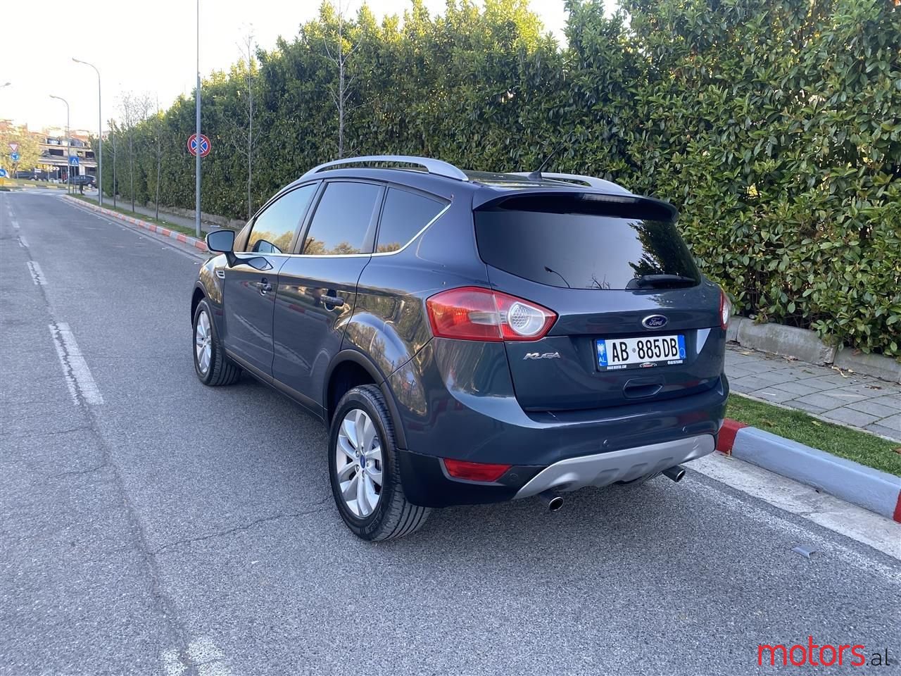 2012' Ford Kuga photo #3