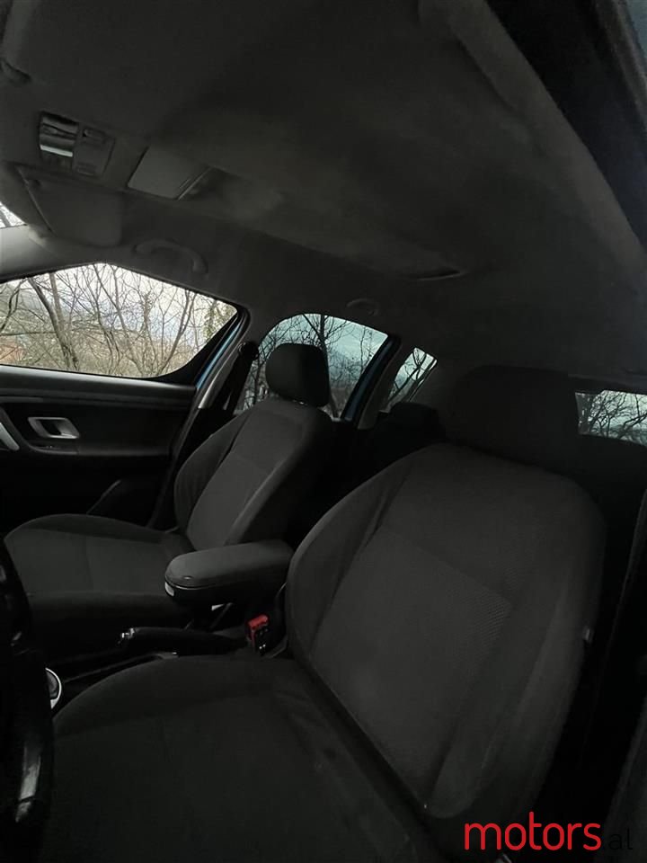 2008' Skoda Roomster photo #6