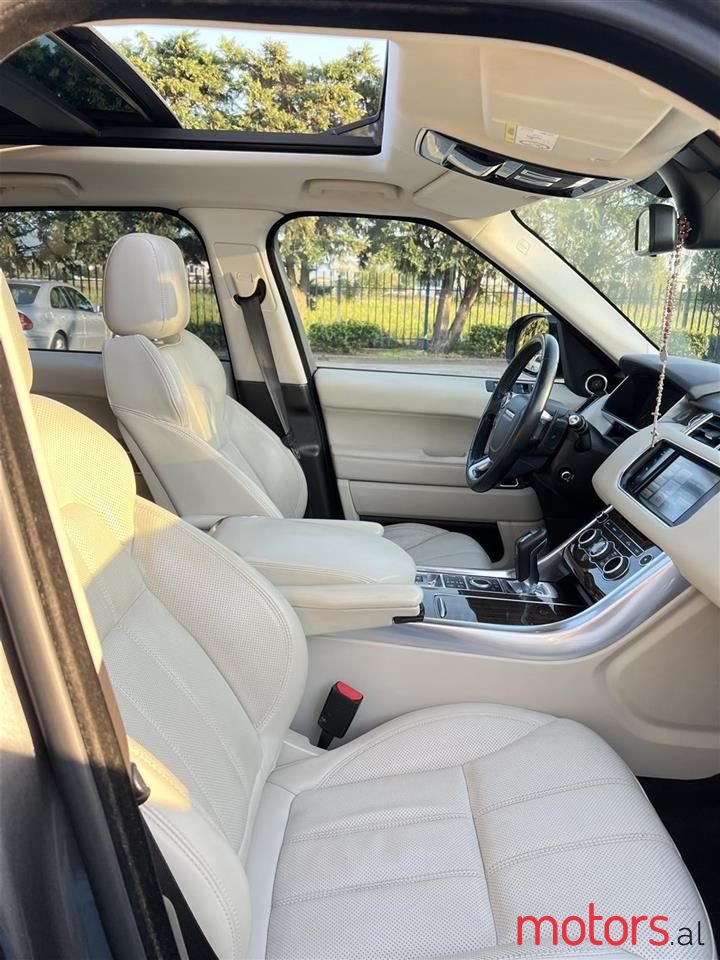 2014' Land Rover Range Rover Sport photo #2