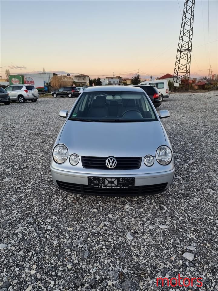 2005' Volkswagen Golf photo #2