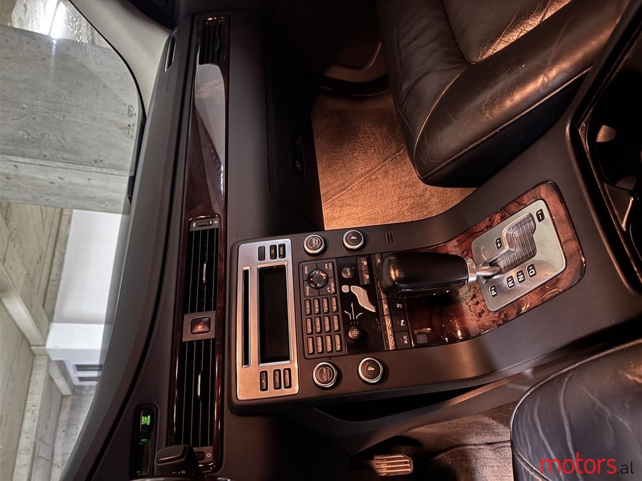 2009' Volvo S80 photo #6