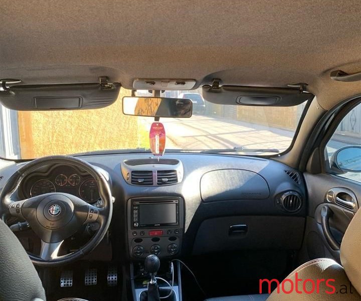 2009' Alfa Romeo Alfa 147 photo #6
