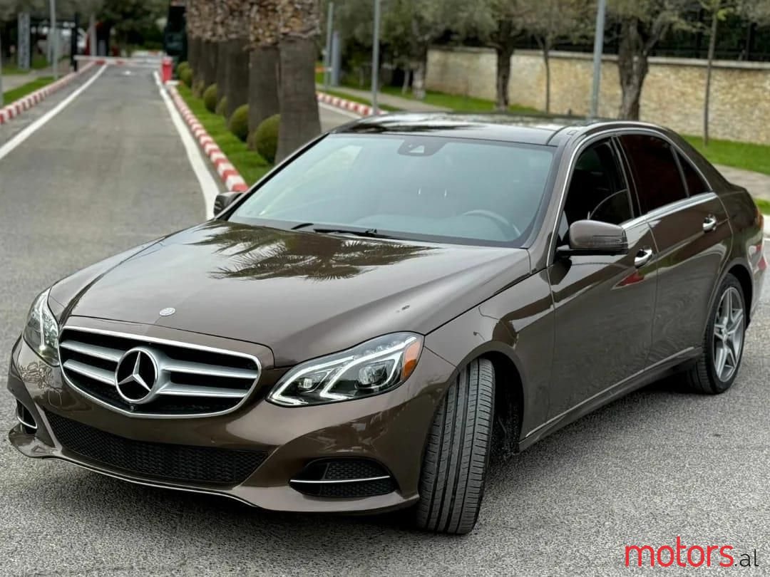 2015' Mercedes-Benz E 250 photo #3