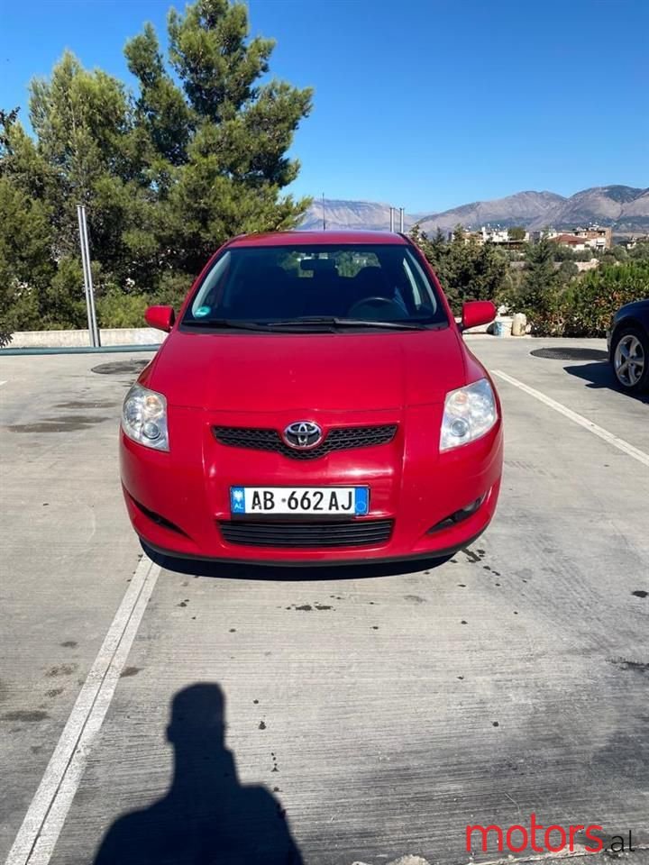 2009' Toyota Auris photo #1