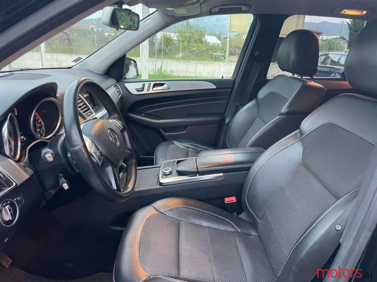 2012' Mercedes-Benz ML 250 photo #4