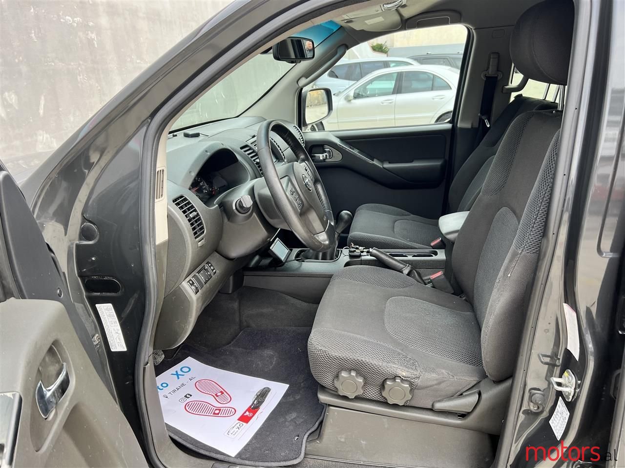 2010' Nissan Navara photo #2