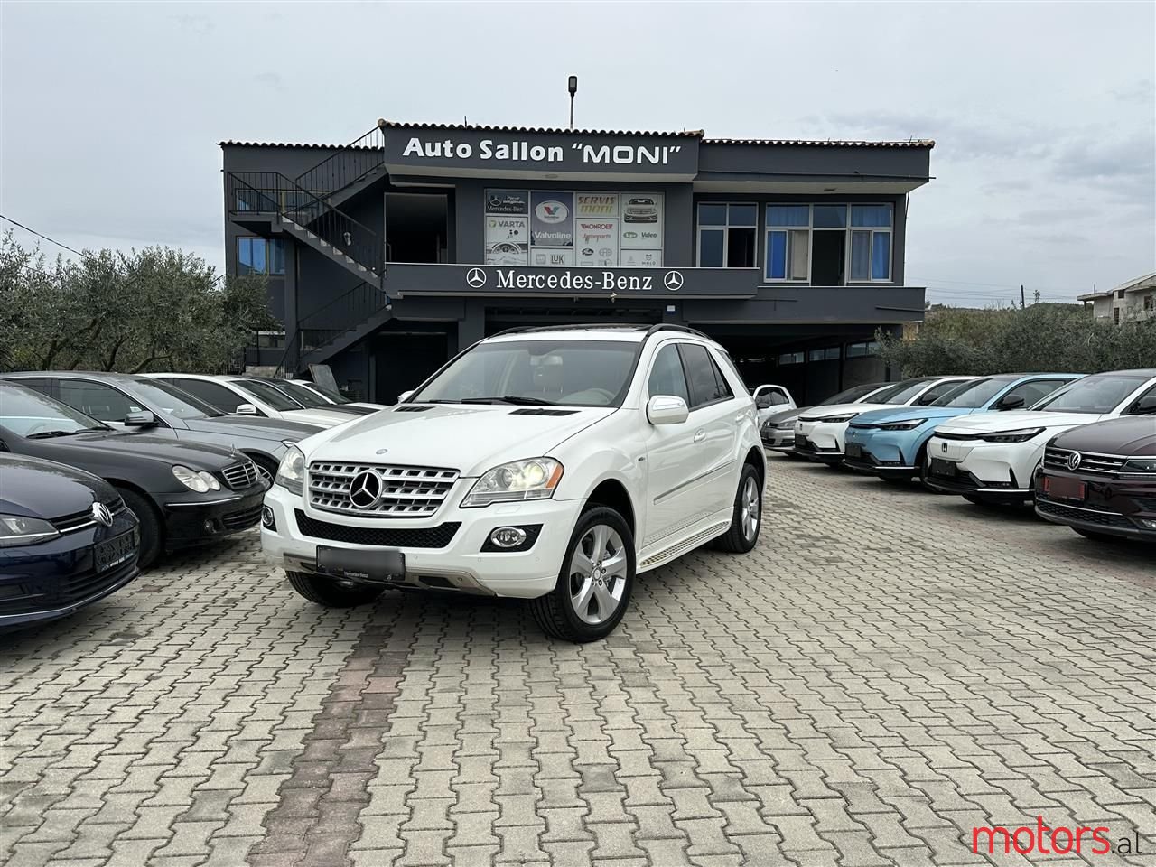 2009' Mercedes-Benz ML 320 photo #1