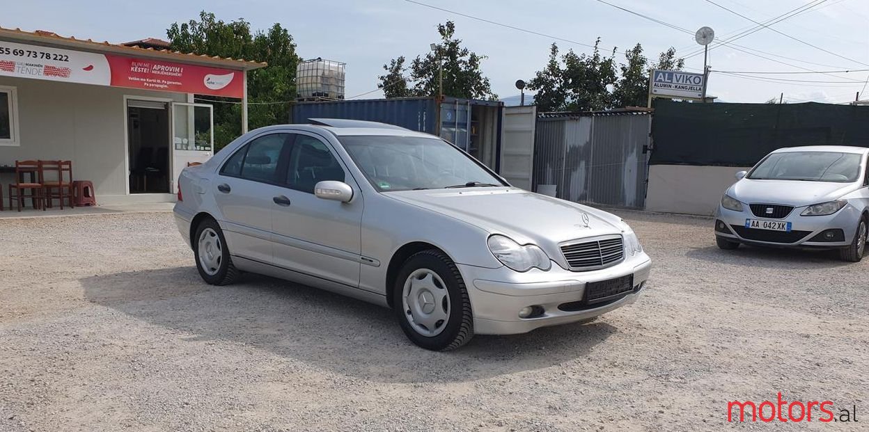 2001' Mercedes-Benz C 200 photo #1