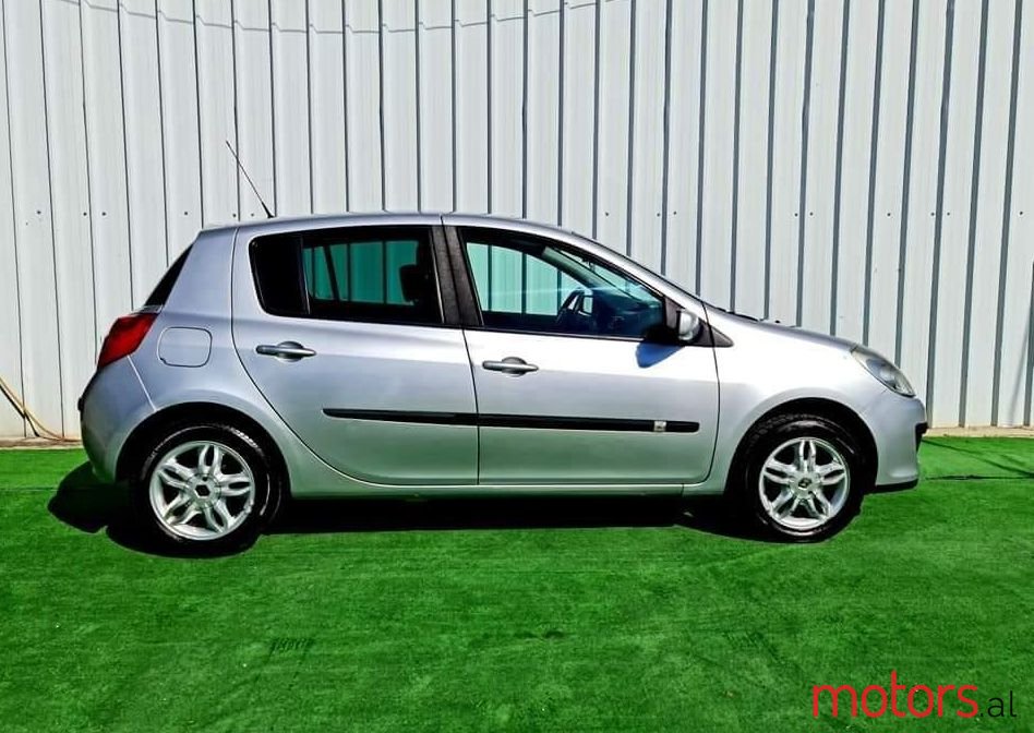 2007' Renault Clio photo #1