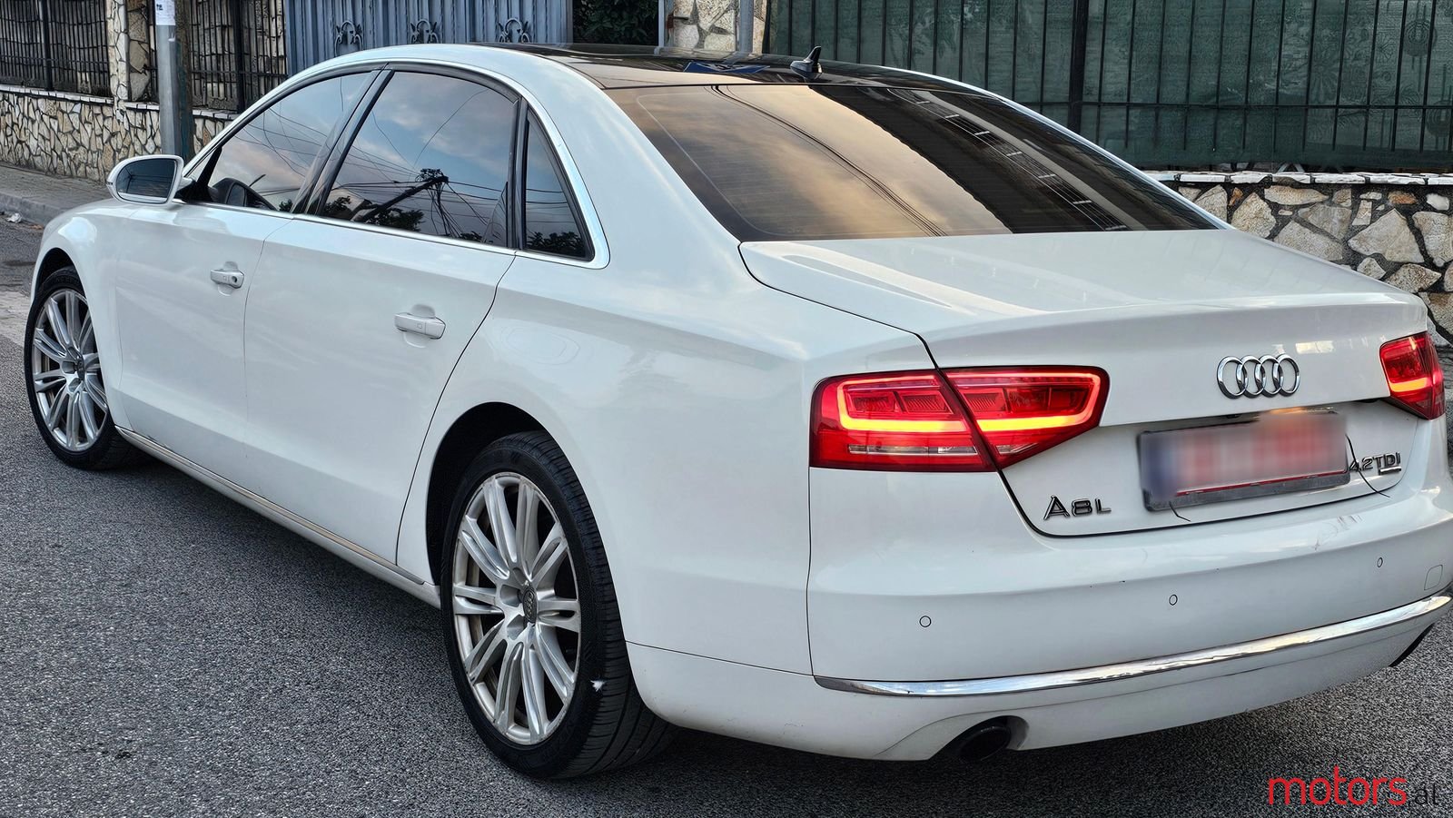 2013' Audi A8 photo #5