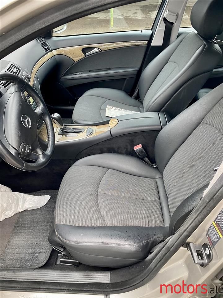 2007' Mercedes-Benz E 200 photo #4