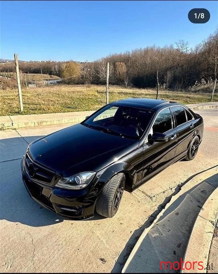 2012' Mercedes-Benz C 300 photo #1