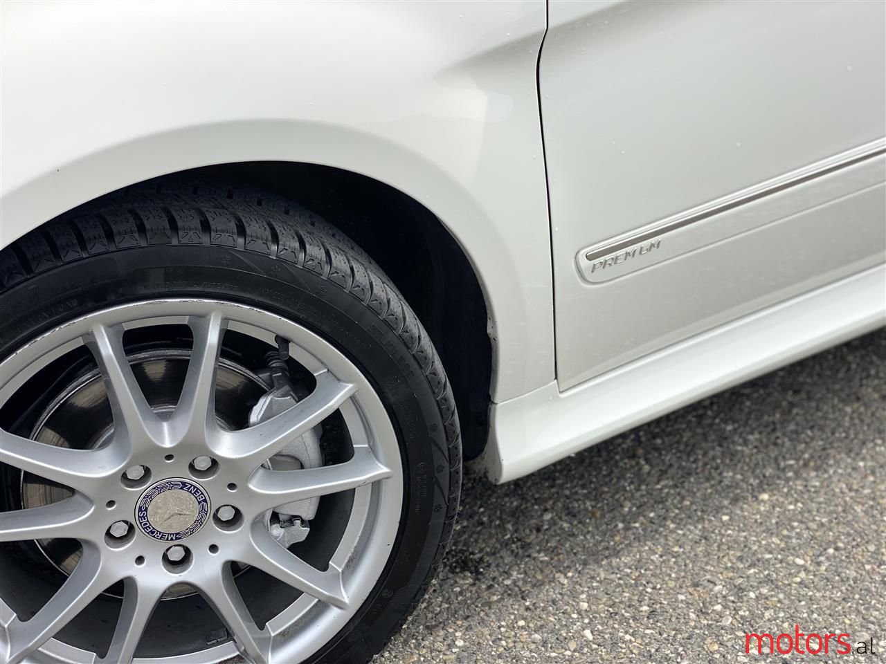 2011' Mercedes-Benz B 200 photo #4