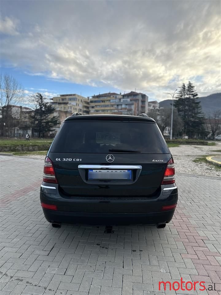 2008' Mercedes-Benz GL 320 photo #5