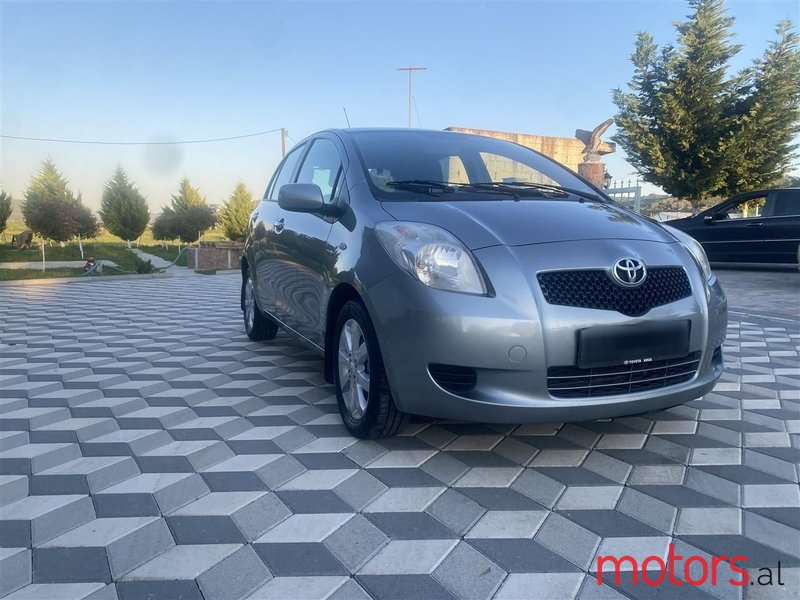 2007' Toyota Yaris photo #5