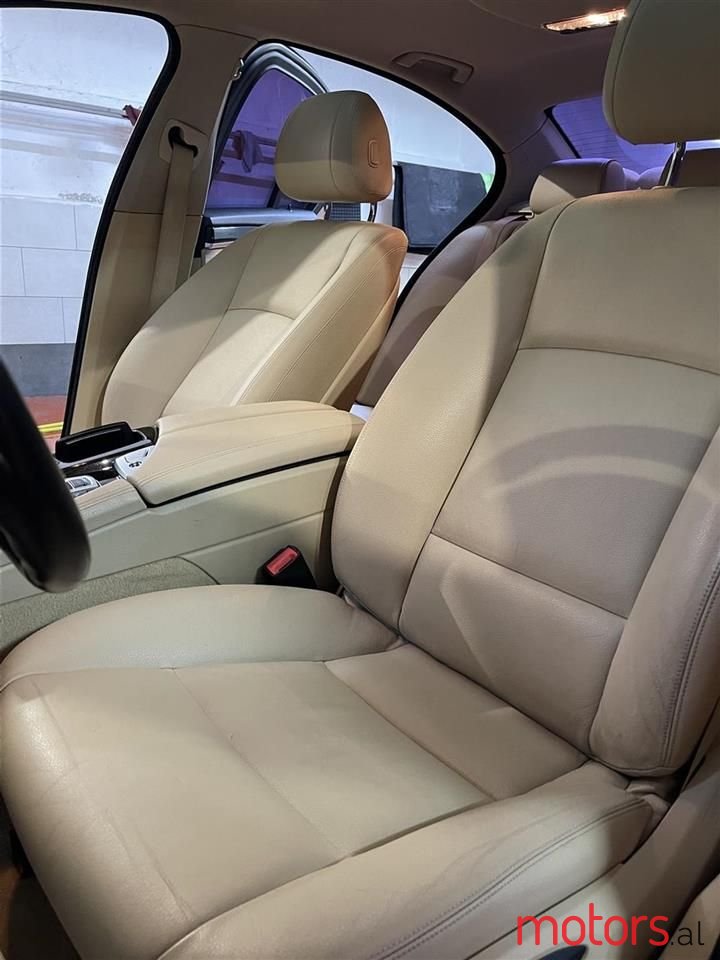 2015' BMW 528 photo #3