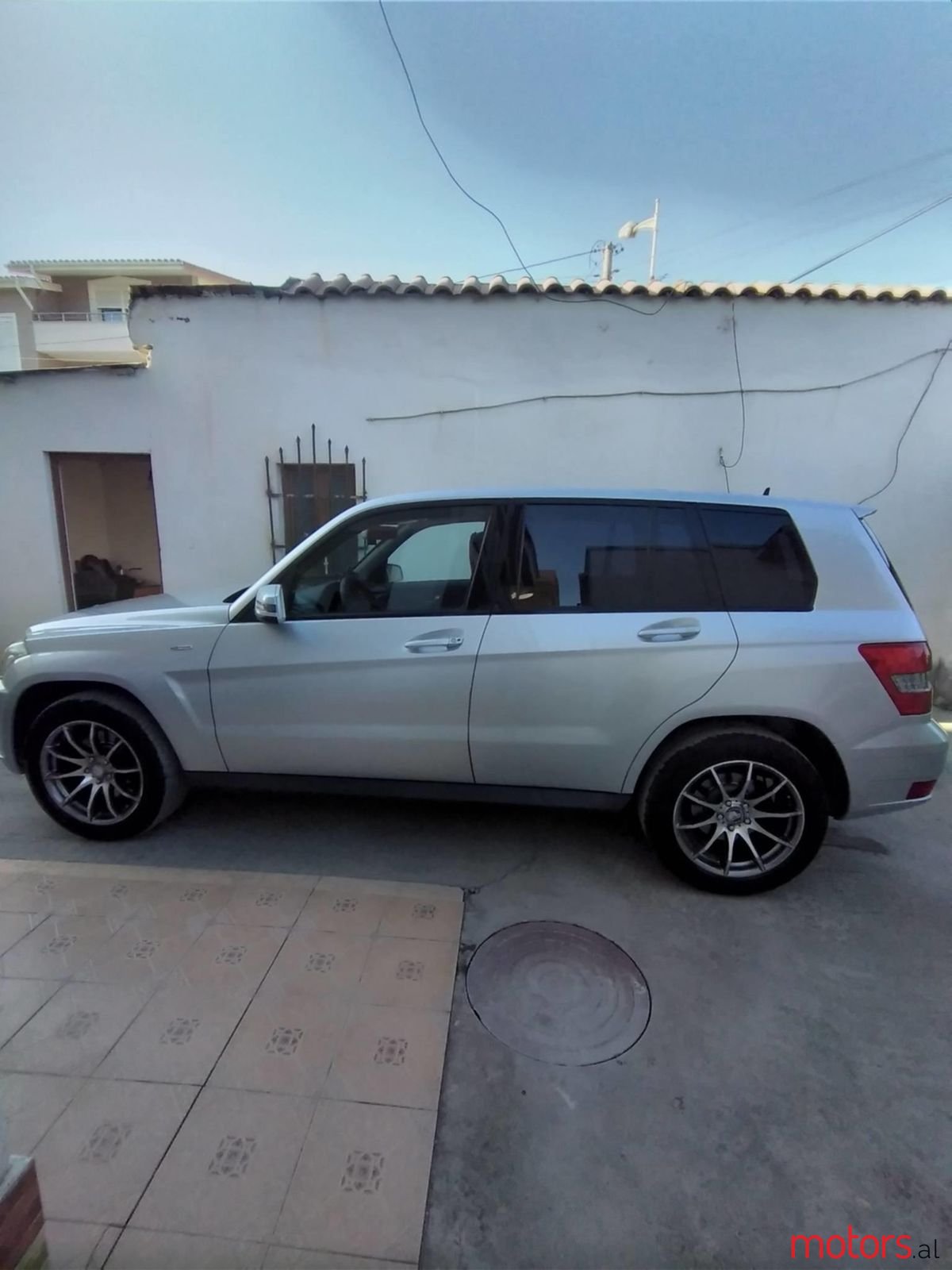 2011' Mercedes-Benz GLK 220 photo #3