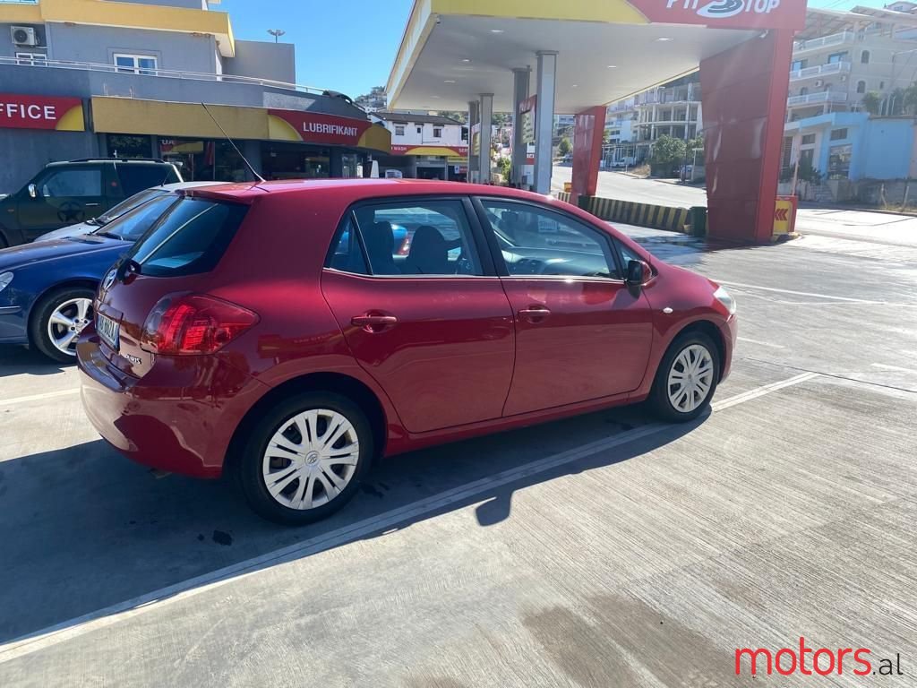 2009' Toyota Auris photo #4
