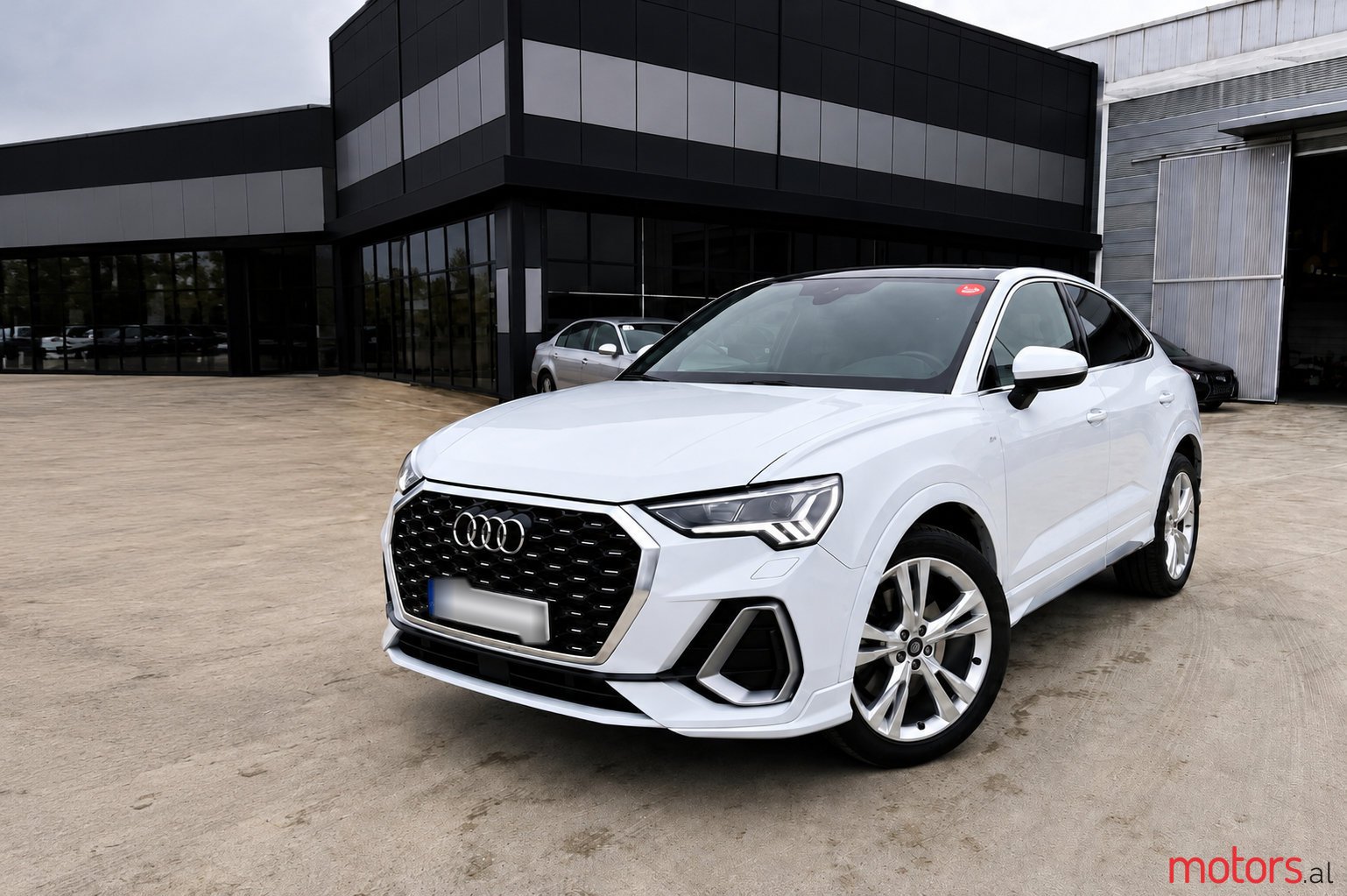 2022' Audi Q3 photo #5