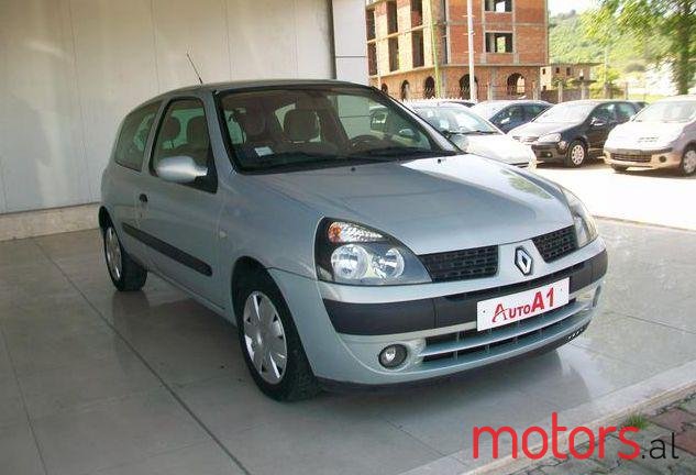 2003' Renault Clio photo #2