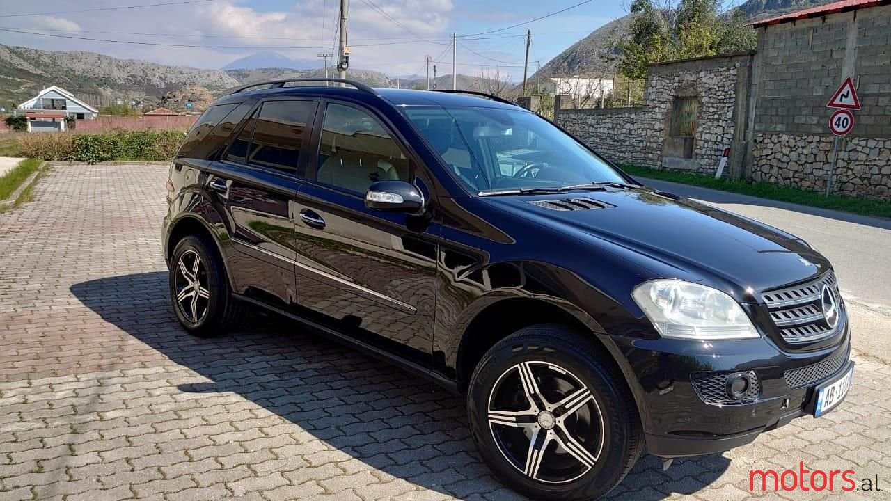 2007' Mercedes-Benz ML 320 photo #1